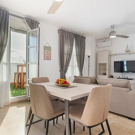 Apartment Atico En Piscina Y Jacuzzi